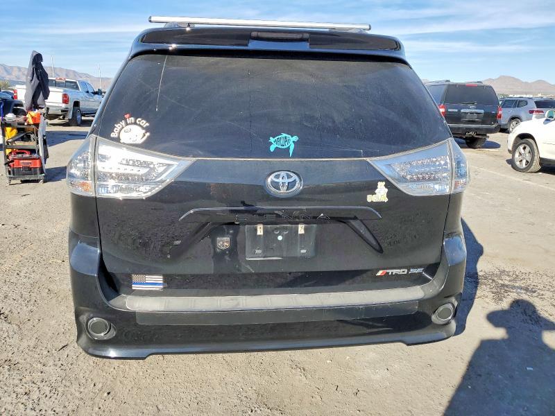 2017 Toyota Sienna se