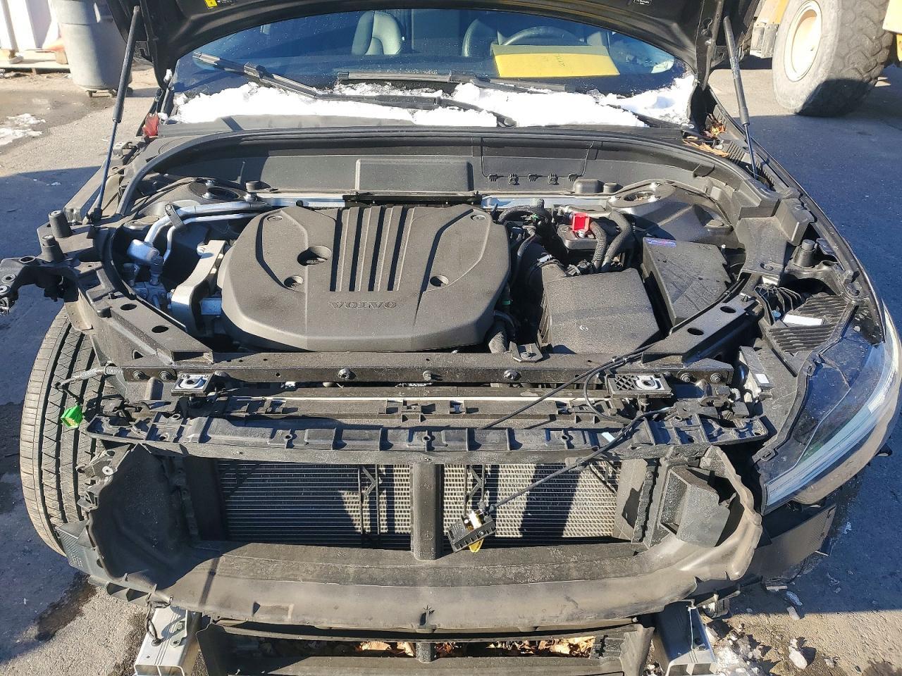 2023 Volvo Xc60 Plus