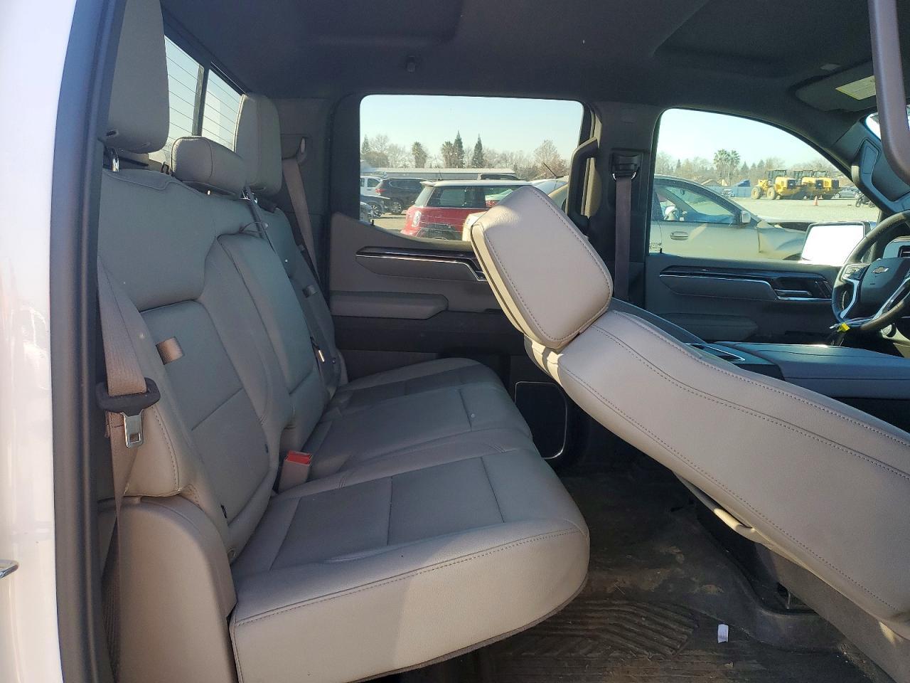 2024 Chevrolet Silverado K1500 ltz