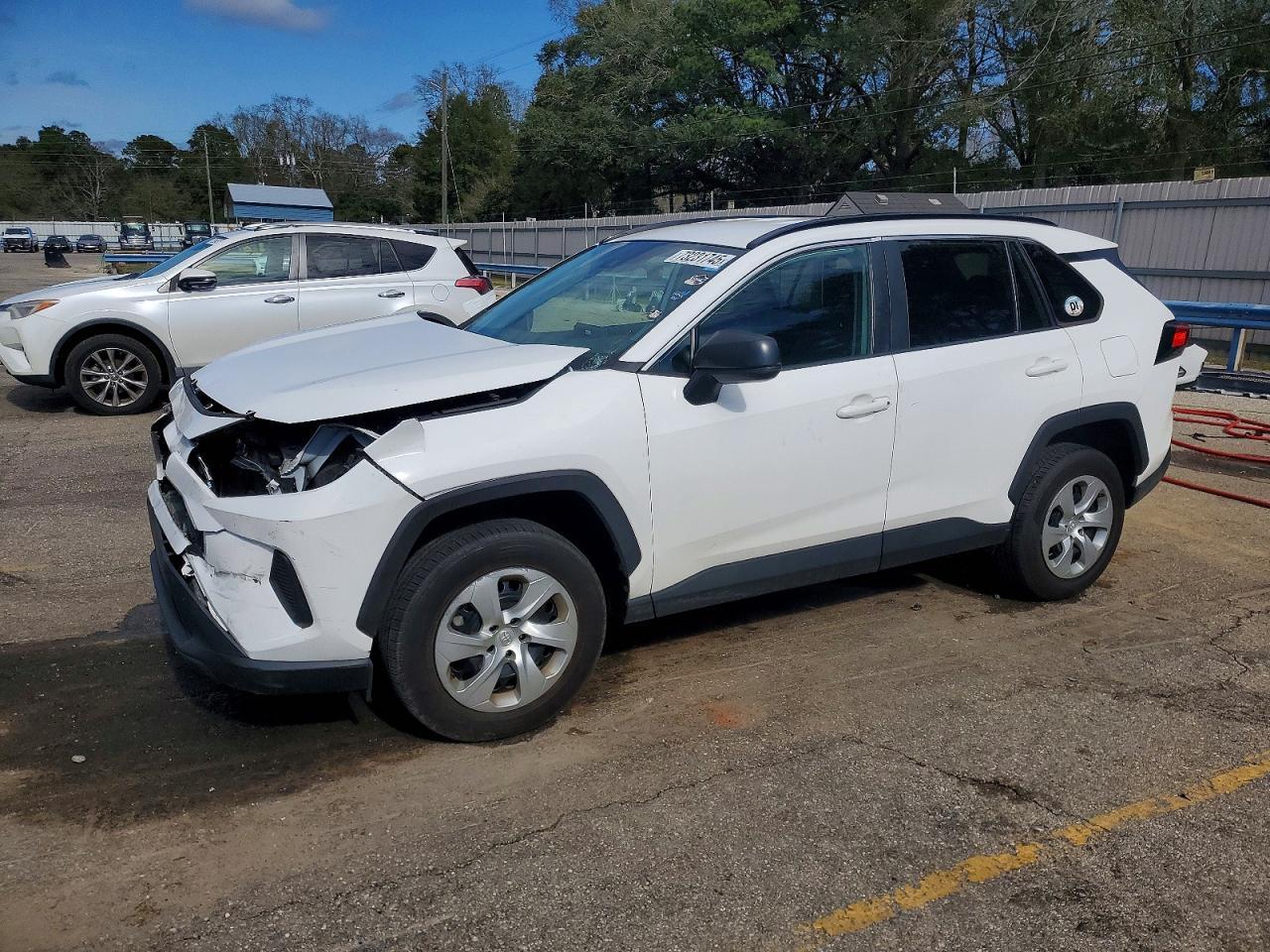 2021 Toyota Rav4 le