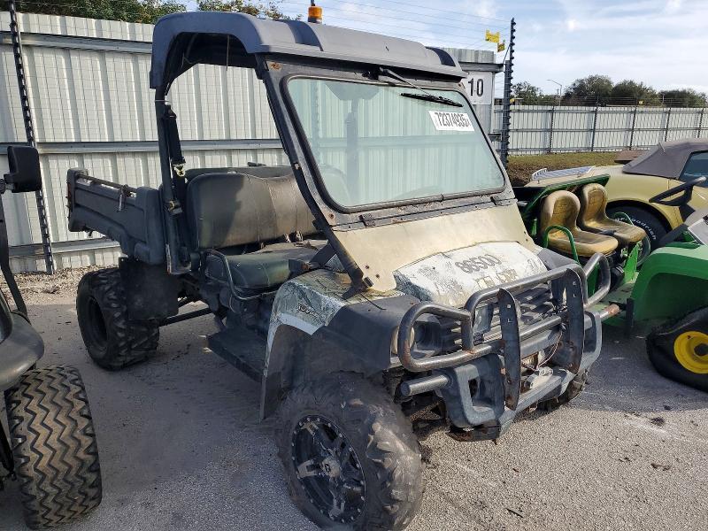 2018 John Deere 825M