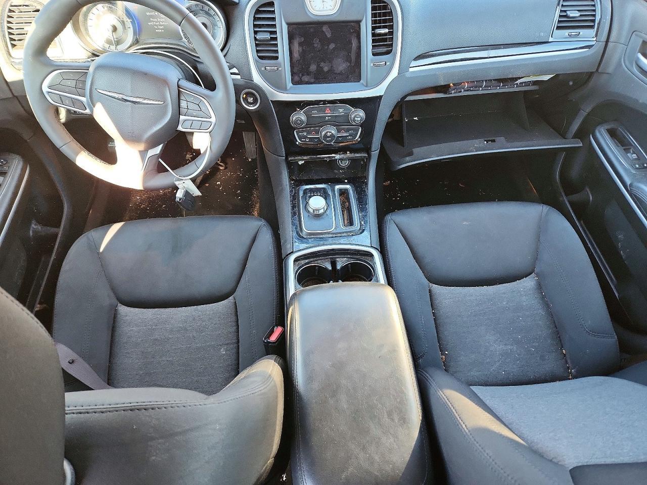 2023 Chrysler 300 Touring