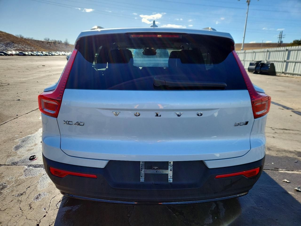 2023 Volvo Xc40 Plus