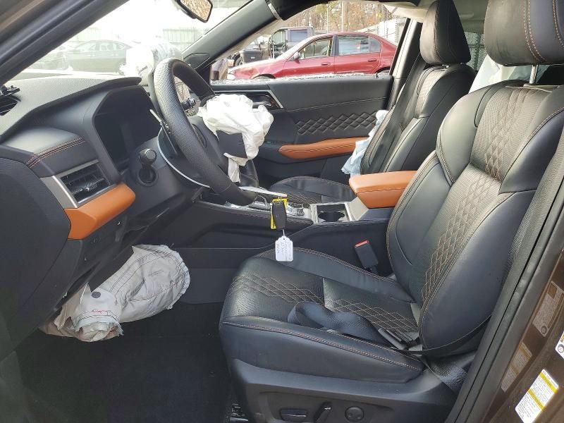 2022 Mitsubishi Outlander sel