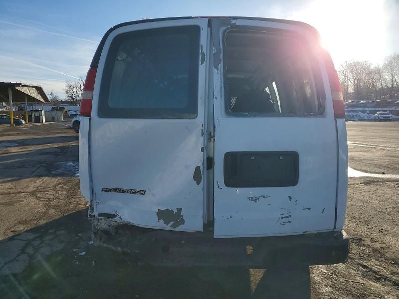 2007 Chevrolet Express G2500 Delivery Van