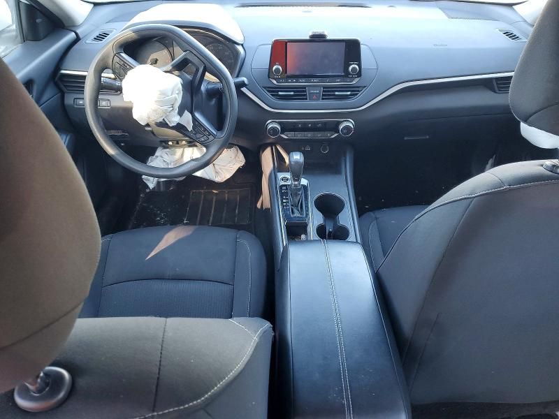 2023 Nissan Altima s