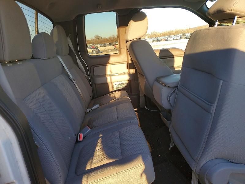 2011 Ford F150 Super cab