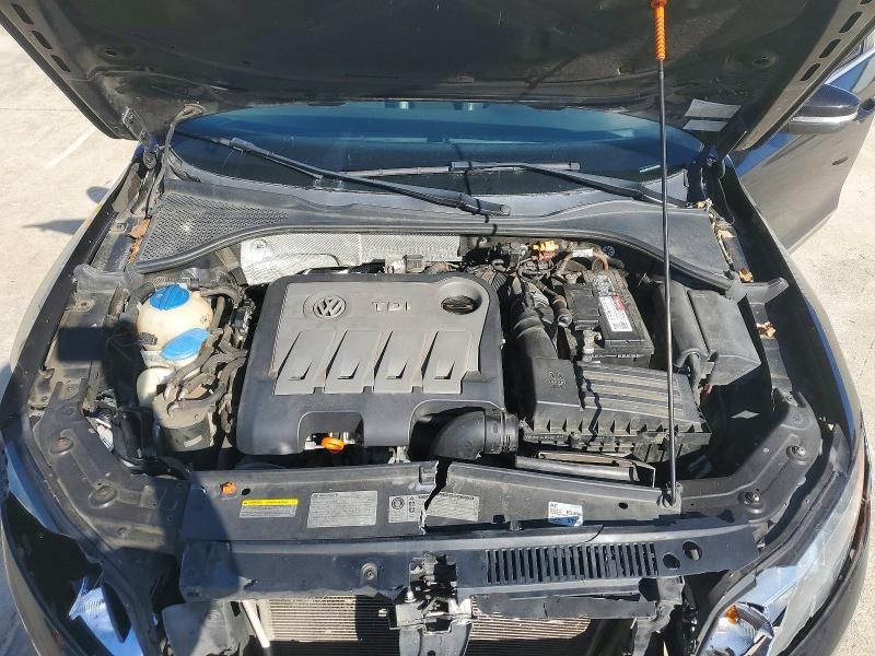 2013 Volkswagen Passat sel