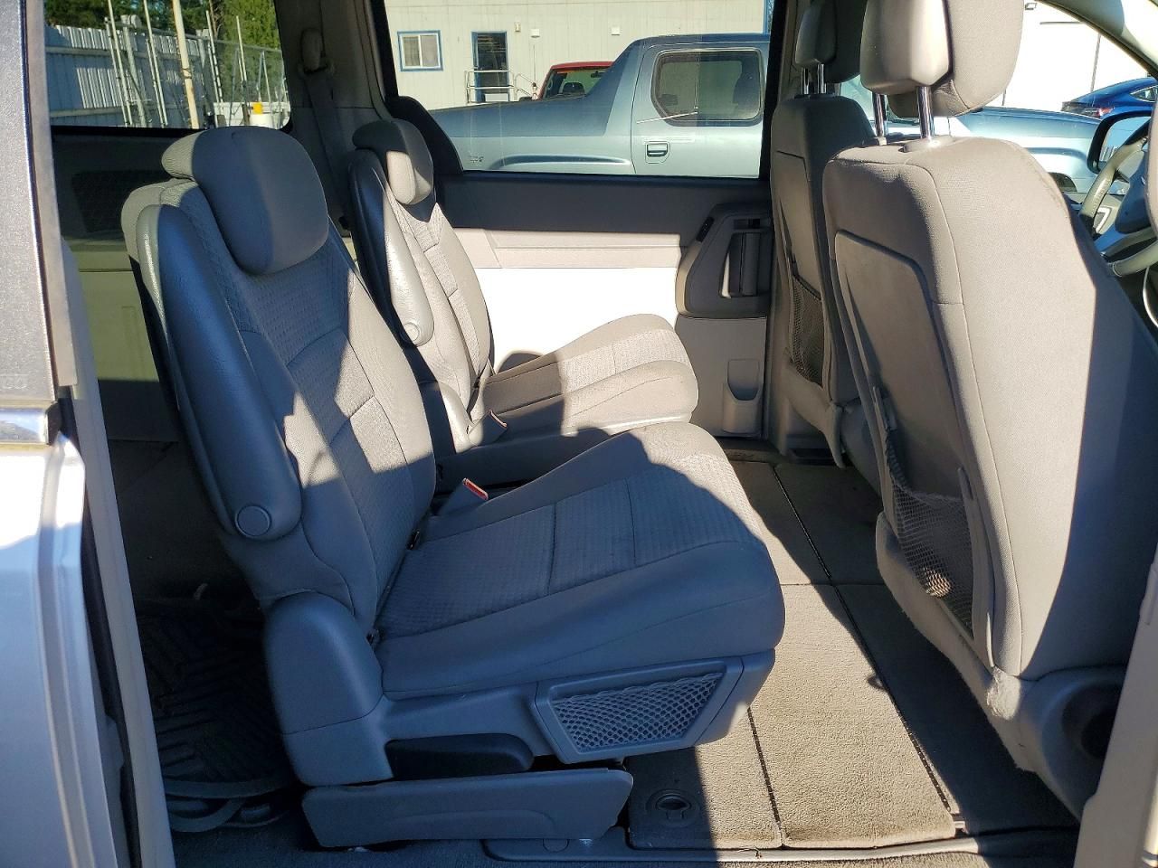 2010 Chrysler Town & Country Touring