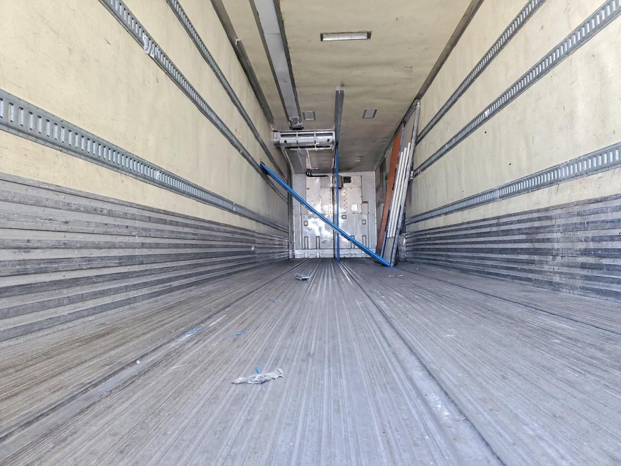 2014 Utility VS2RA Refrigerated Van Trailer