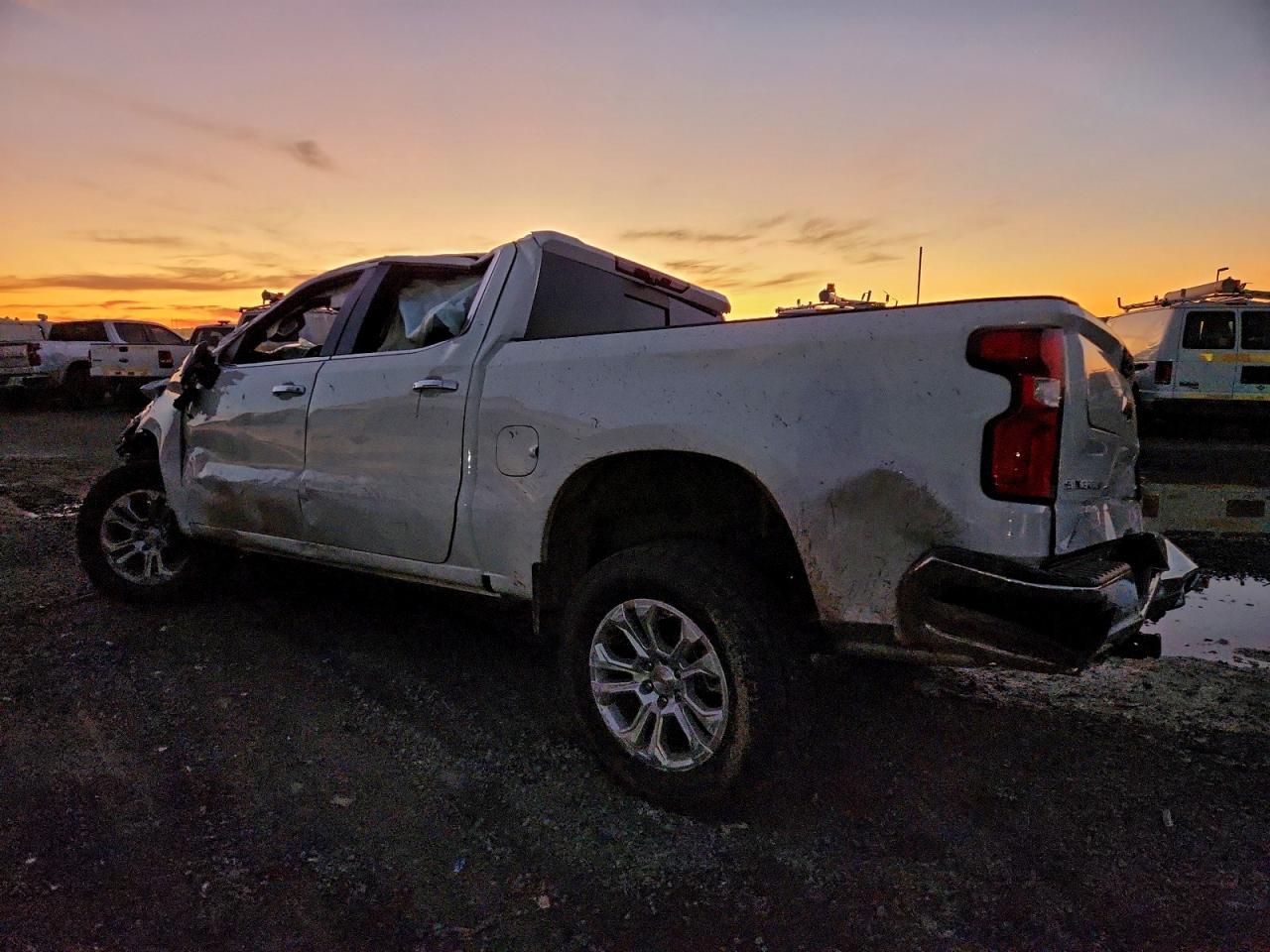 2025 Chevrolet Silverado K1500 ltz