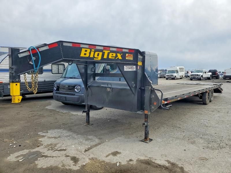 2025 Big Tex 14GN-30D5A-MRBK Equipment Trailer