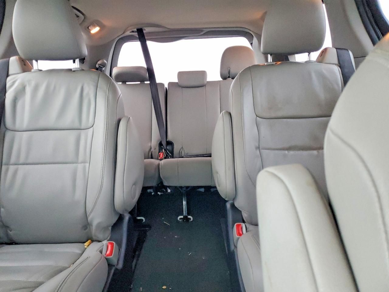 2015 Toyota Sienna xle