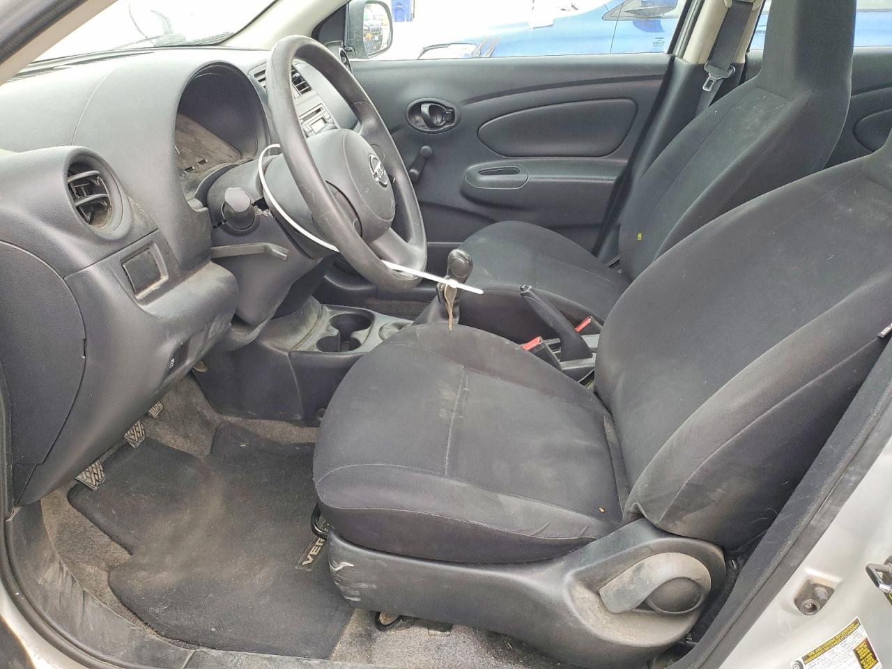 2014 Niss Versa 1.6 s