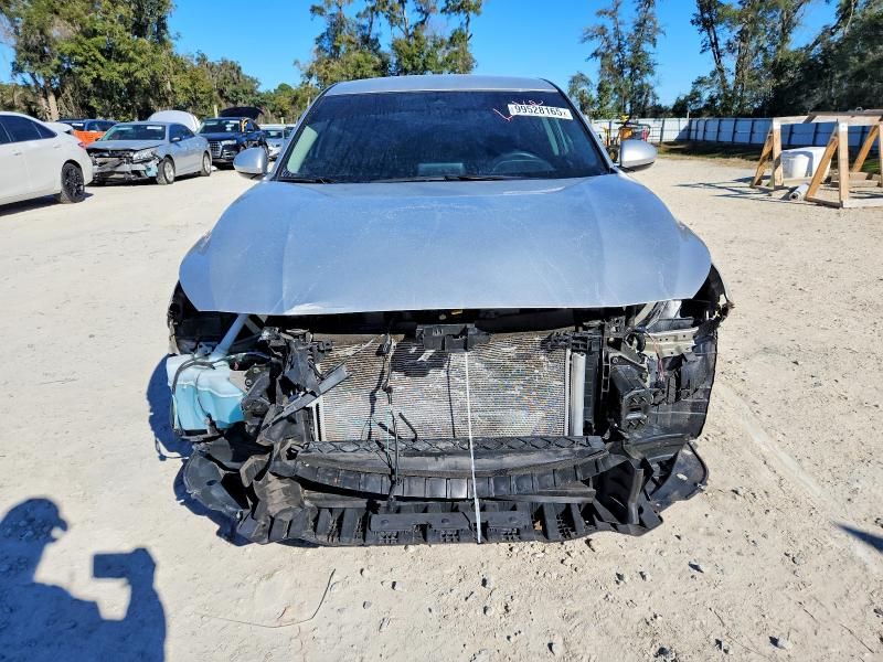 2023 Nissan Altima sv