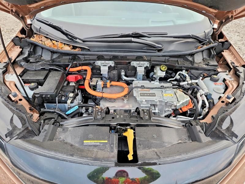 2023 Nissan Ariya Platinum +
