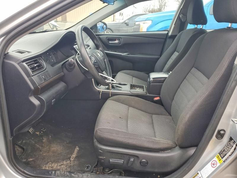 2015 Toyota Camry le