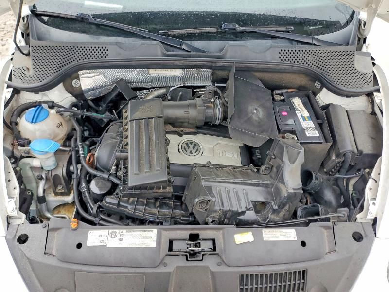 2012 Volkswagen Beetle Turbo