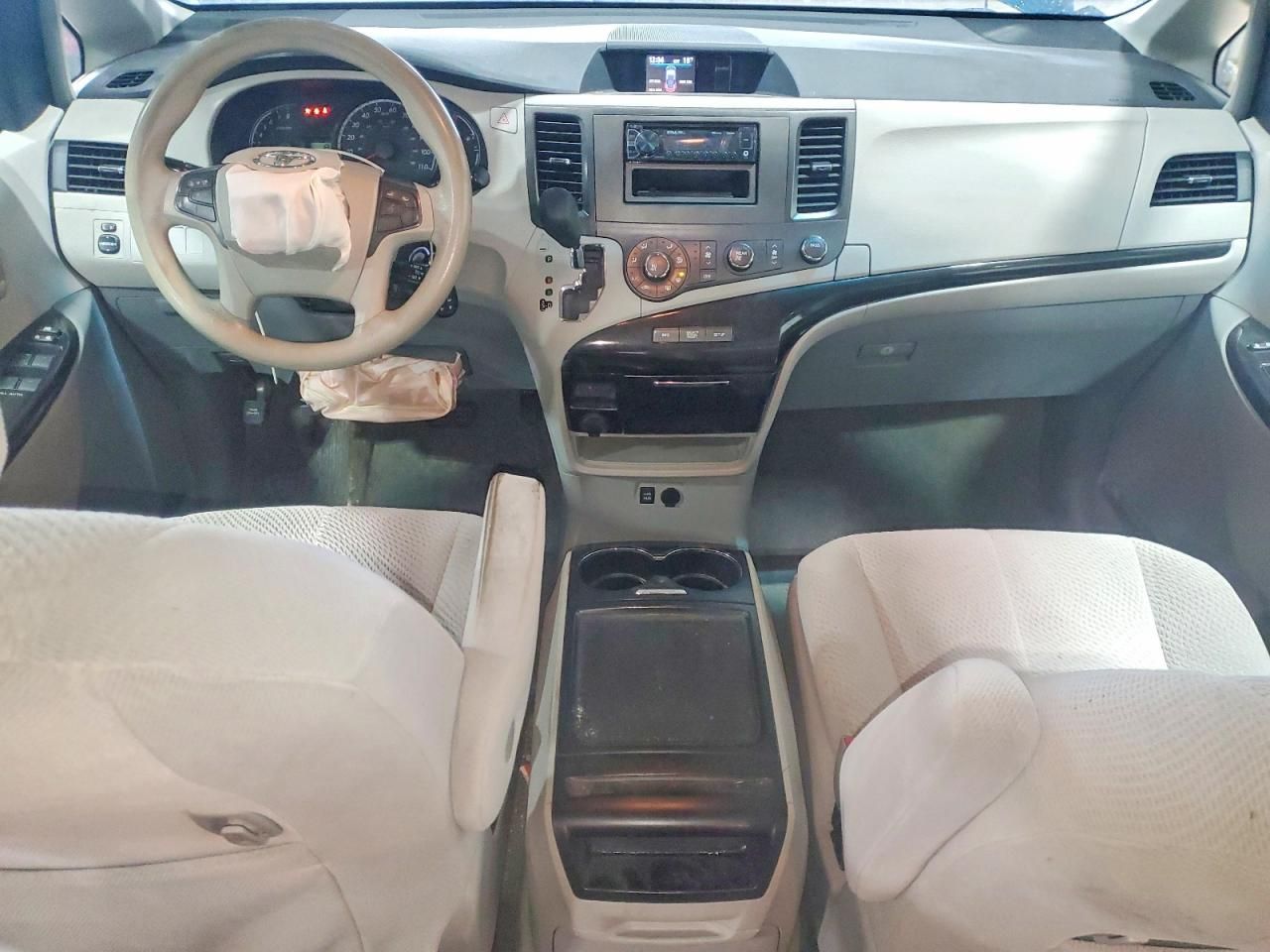 2012 Toyota Sienna le