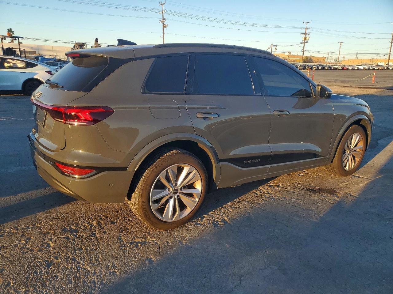 2025 Audi Q6 E-tron Premium Plus