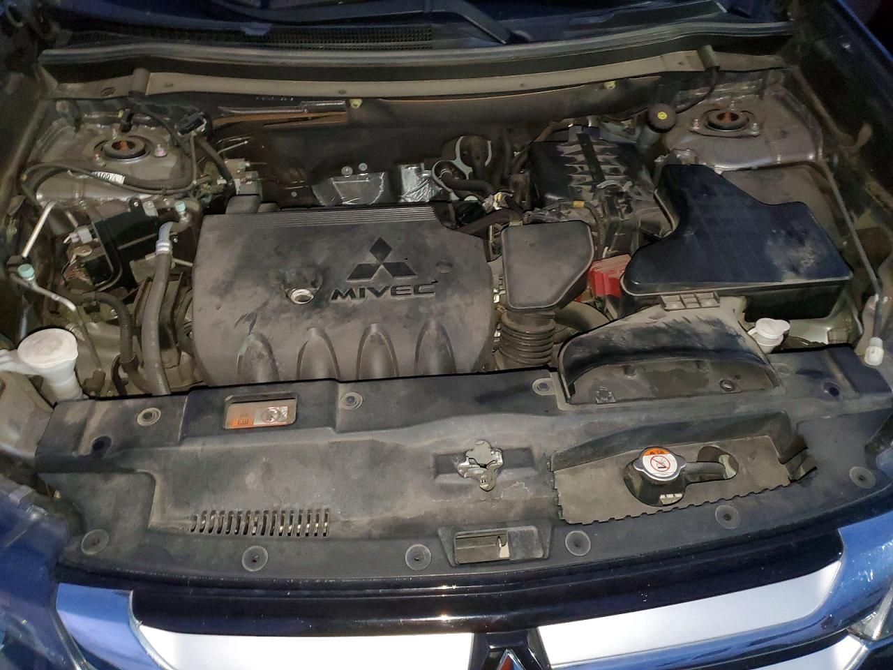 2016 Mitsubishi Outlander es