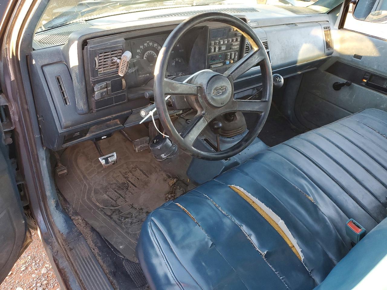 1988 Chev Rolet GMT-400 Flatbed Truck