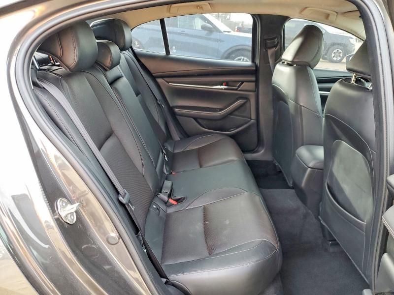 2019 Mazda 3 Premium