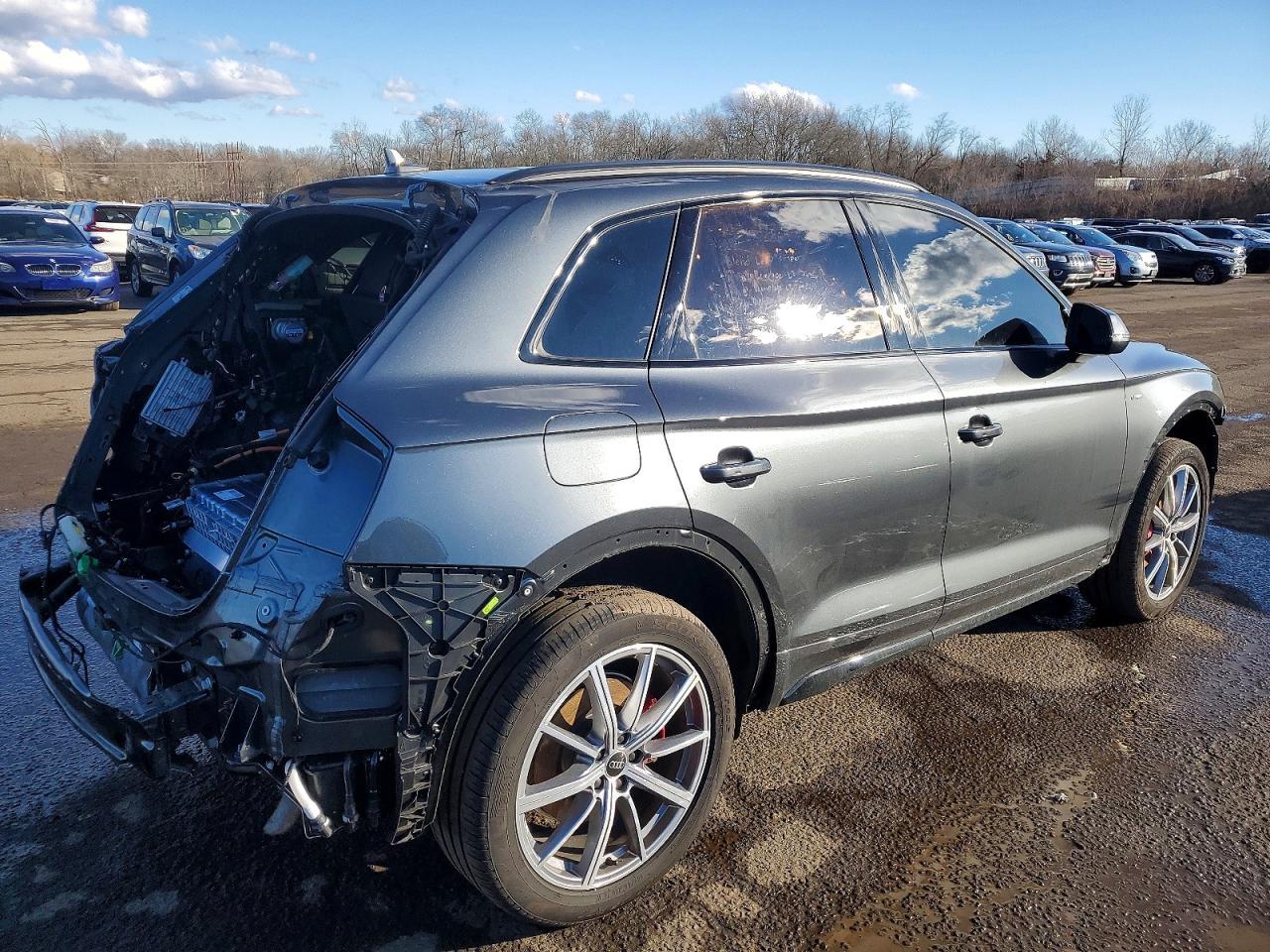 2024 Audi Q5 e Premium Plus 55