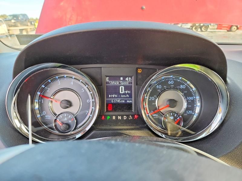 2014 Chrysler Town & Country Touring