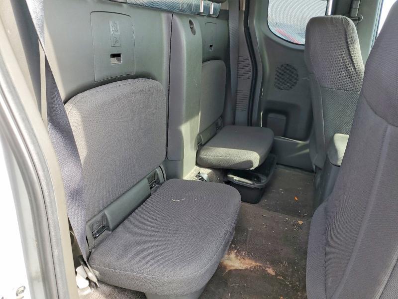 2015 Nissan Frontier S