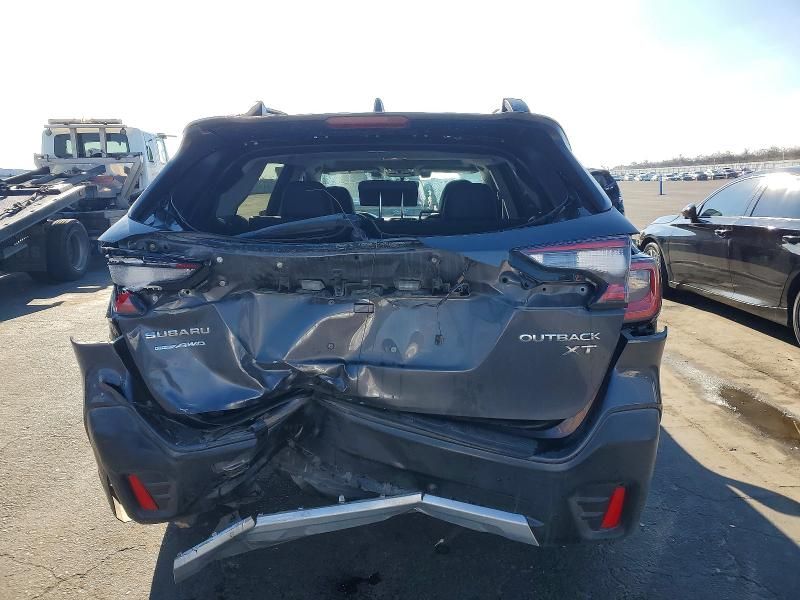 2020 Subaru Outback Limited xt