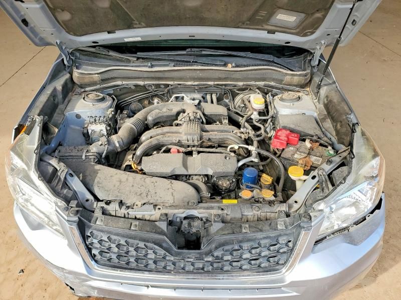 2015 Subaru Forester 2.5i