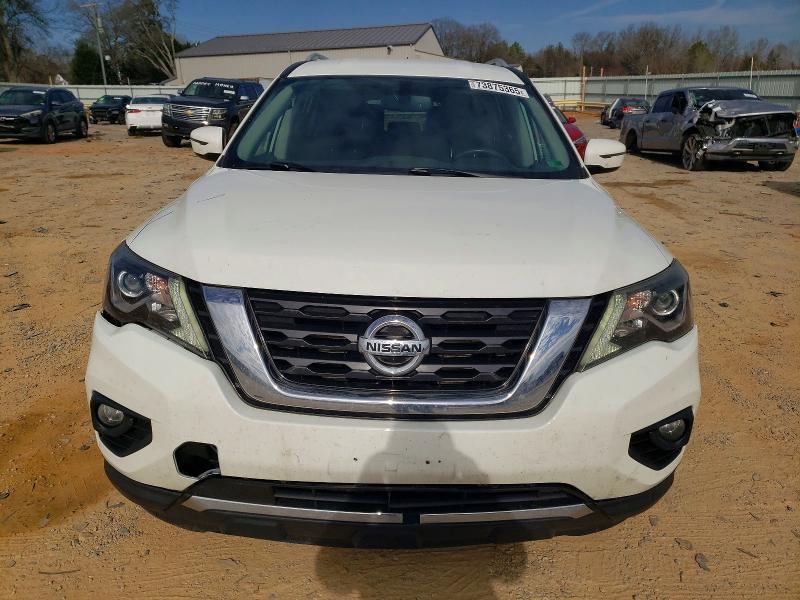2018 Nissan Pathfinder s