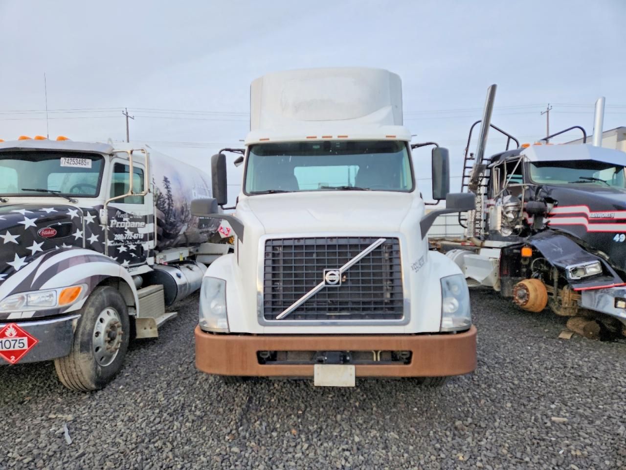 2018 Volvo VNL Semi Truck