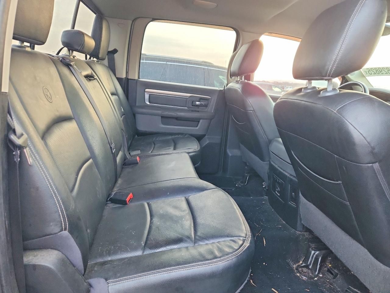 2016 Dodge Ram 1500 slt