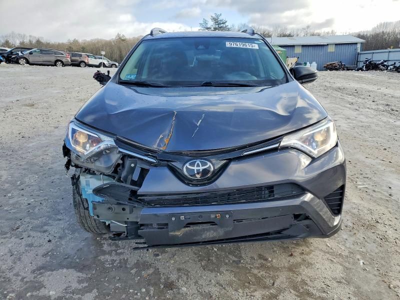 2018 Toyota Rav4 le