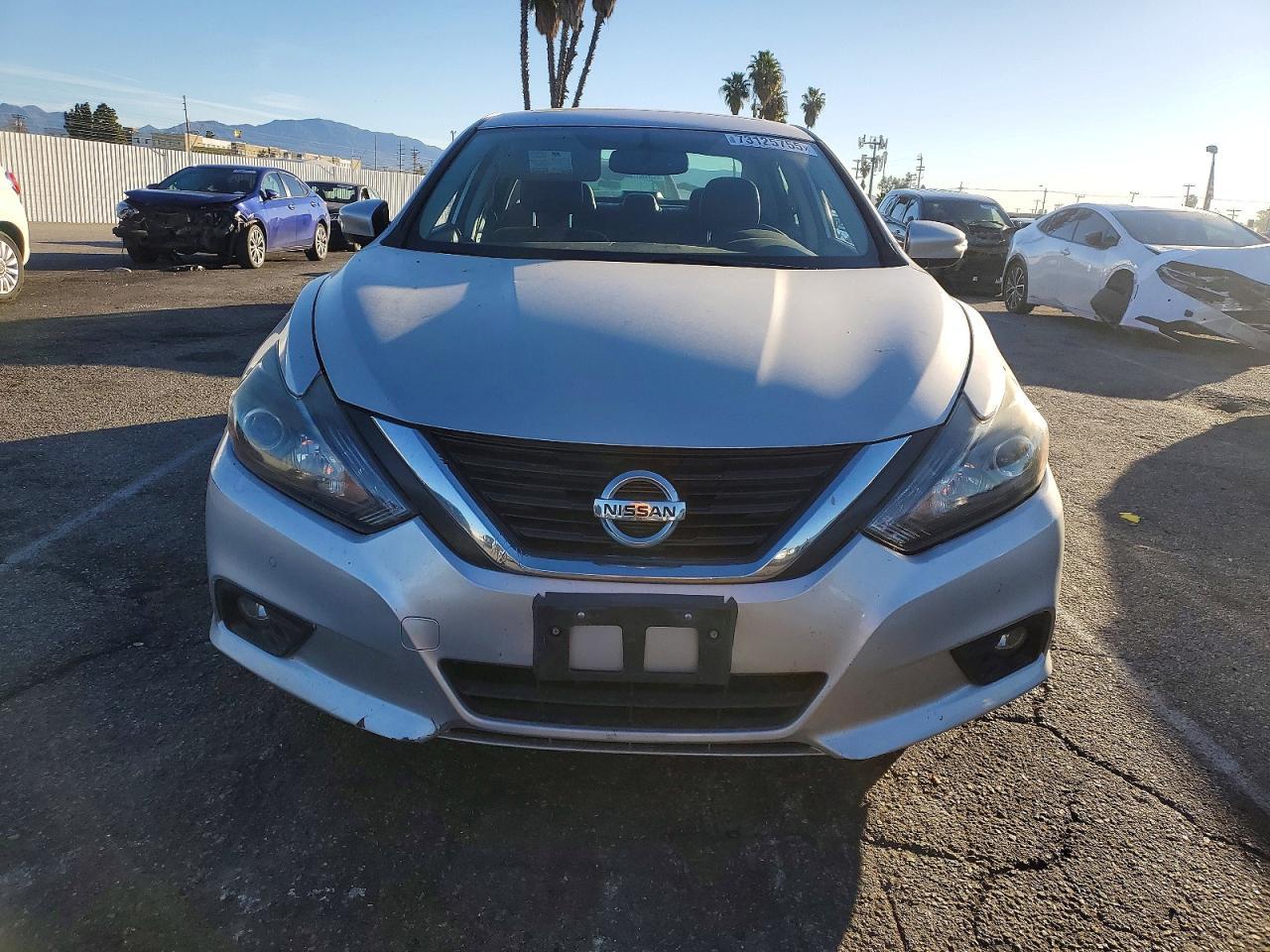 2017 Niss Altima 3.5sl