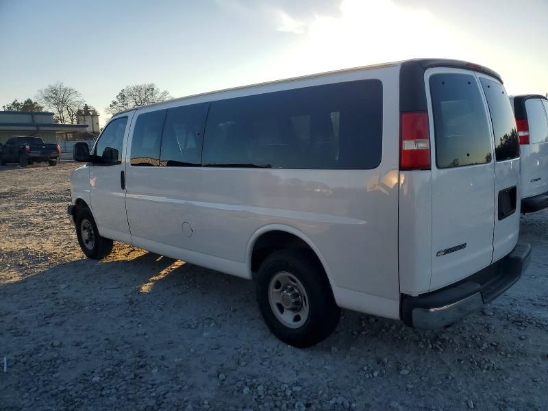 2017 Chevrolet Express G3500 LT
