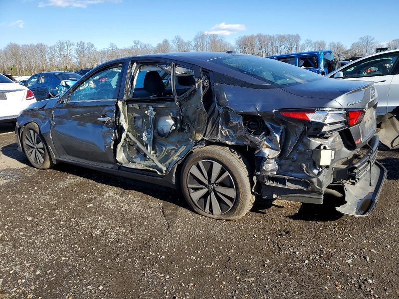 2021 Nissan Altima sv