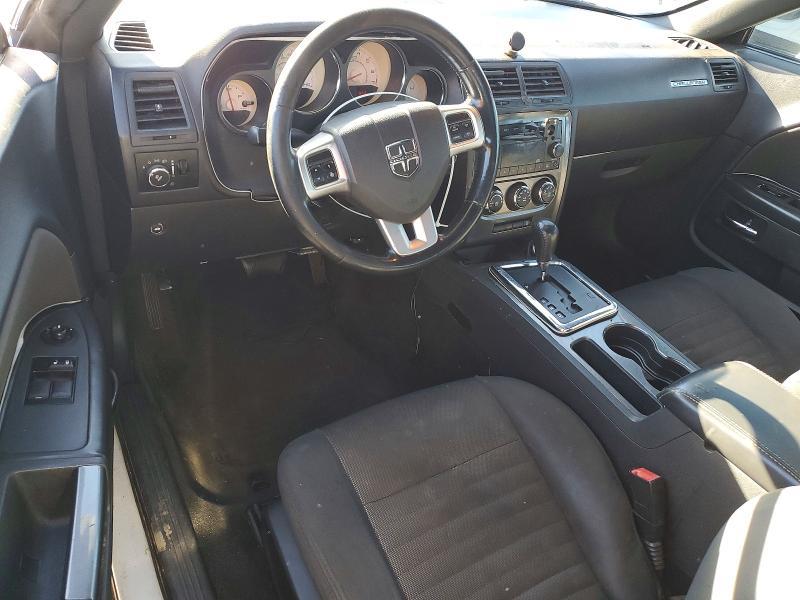 2012 Dodge Challenger sxt