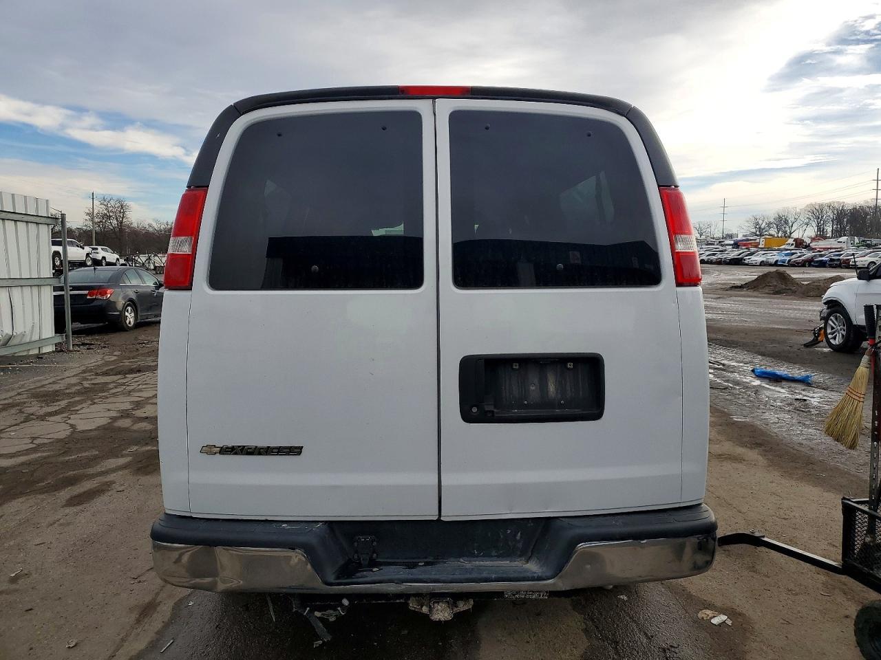 2019 Chevrolet Express G3500 LT
