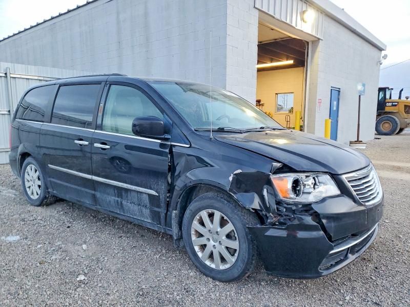 2015 Chrysler Town & Country Touring