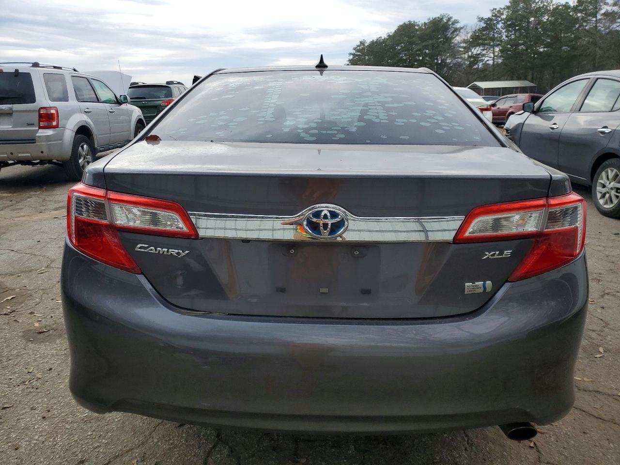 2013 Toyota Camry Hybrid