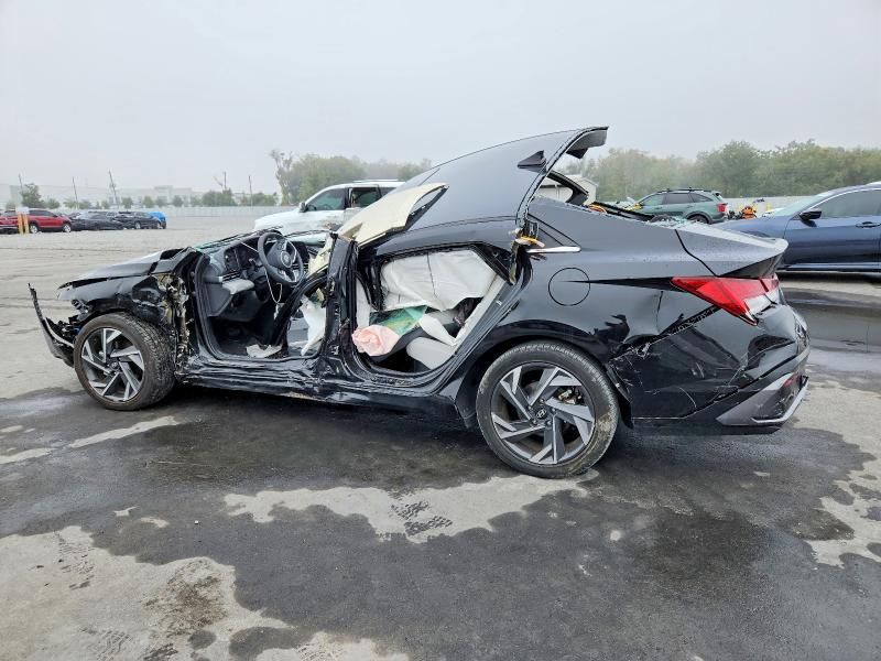 2024 Hyundai Elantra Limited