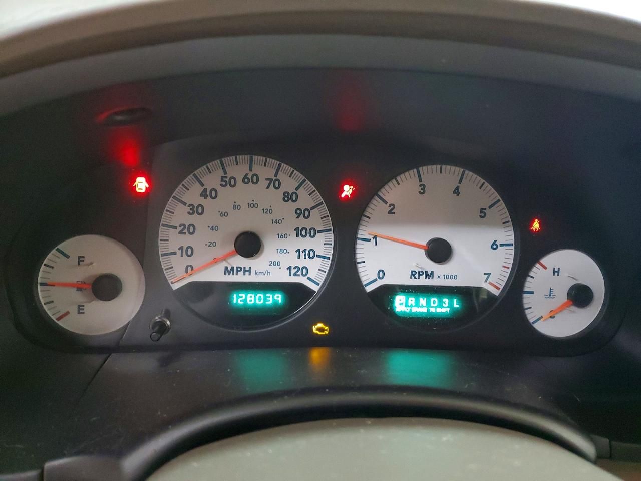 2005 Dodge Grand Caravan se