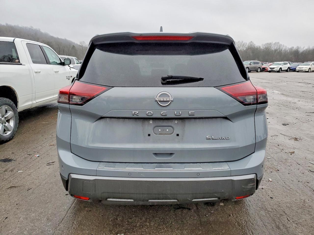 2024 Nissan Rogue sl