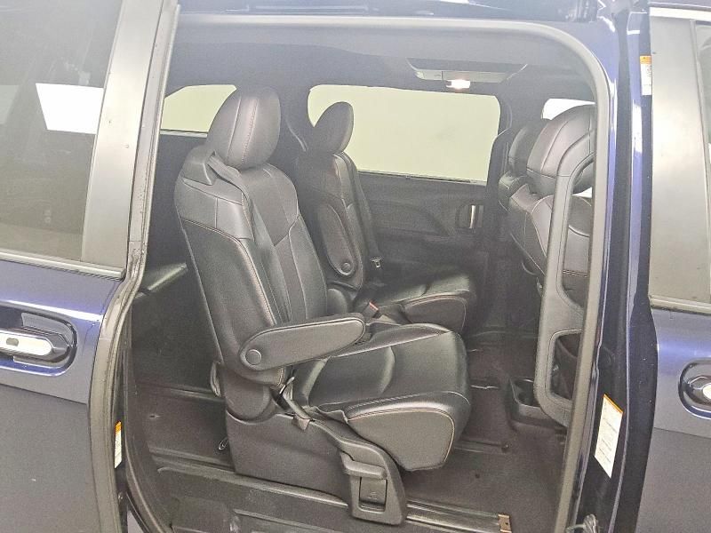 2021 Toyota Sienna xse