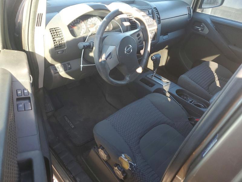 2005 Nissan Frontier King cab le