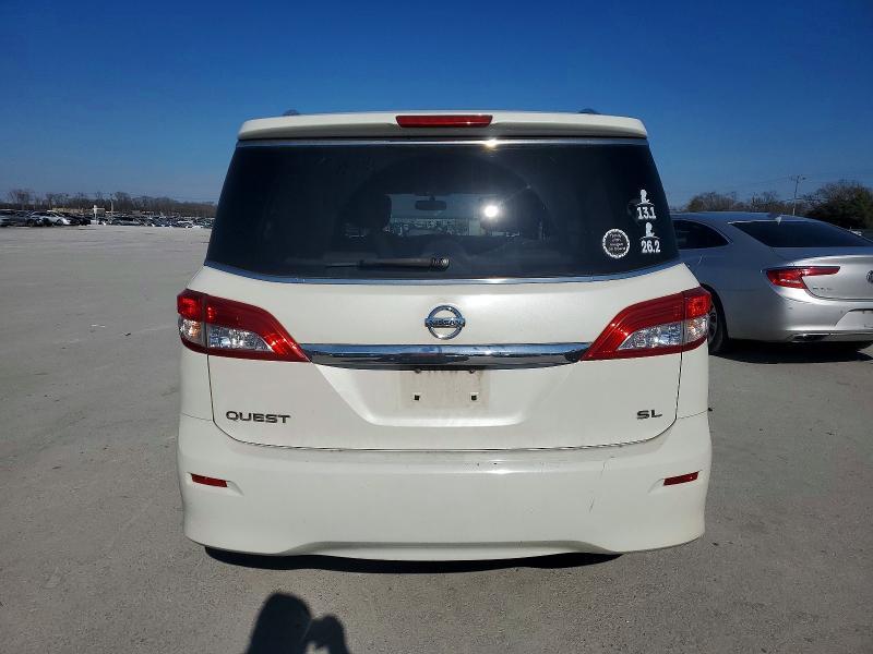 2015 Nissan Quest s