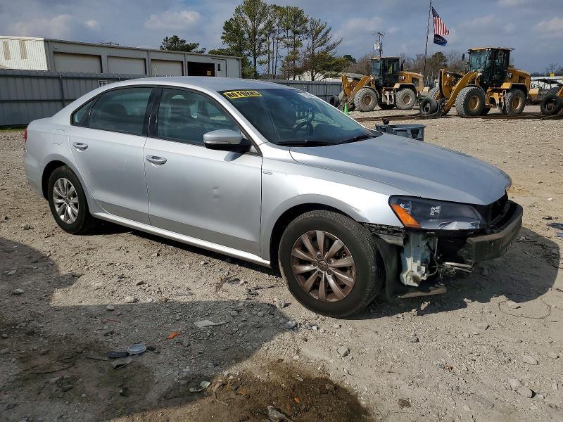 2015 Volkswagen Passat s